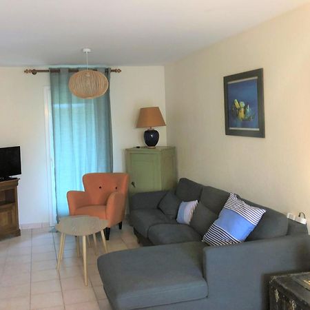 Agreable Maison Ensoleillee Avec Jardin Arbore Villa Le Chateau-d'Oleron Exterior photo